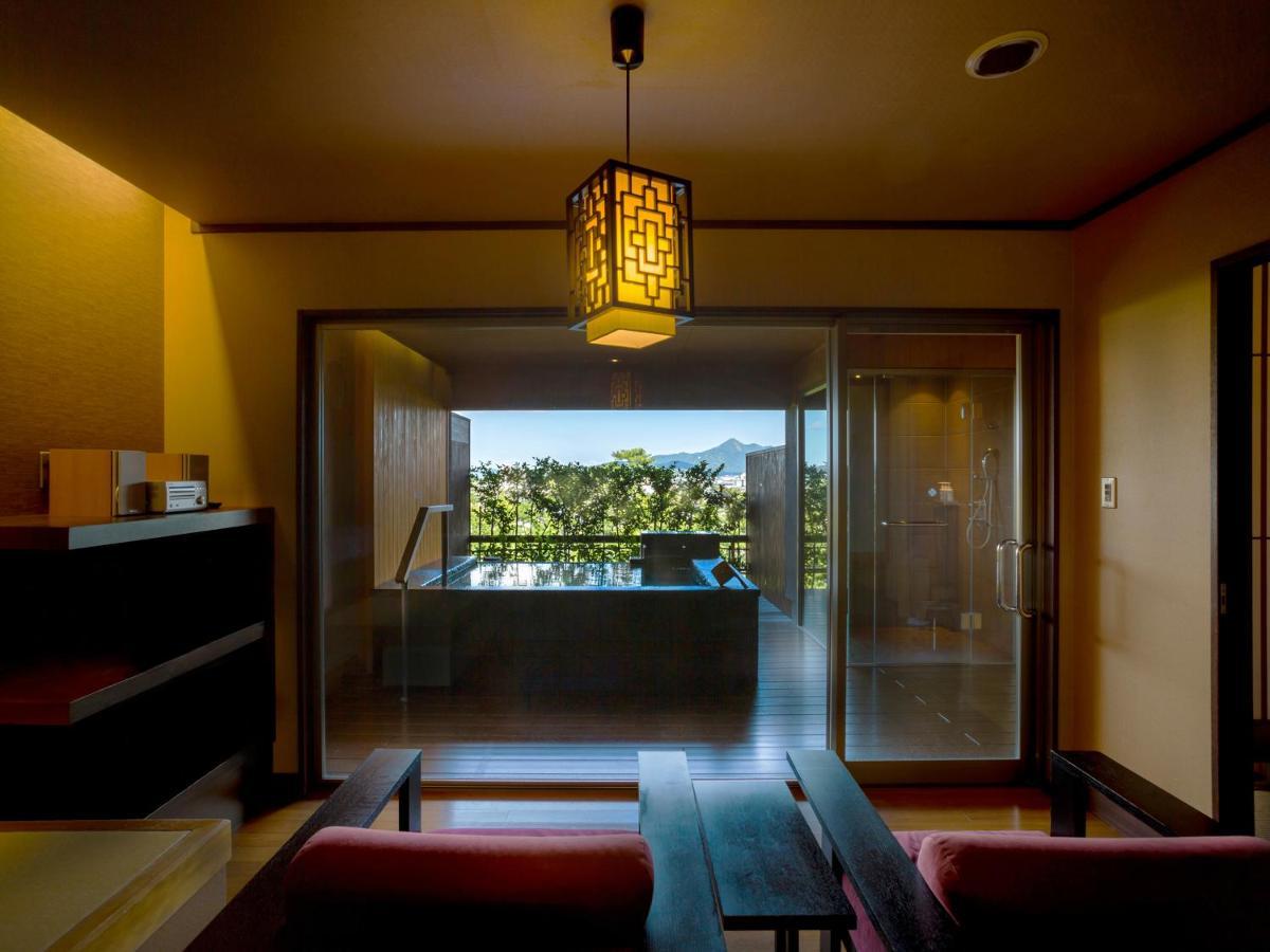 Kotohira Kadan Hotel Bagian luar foto